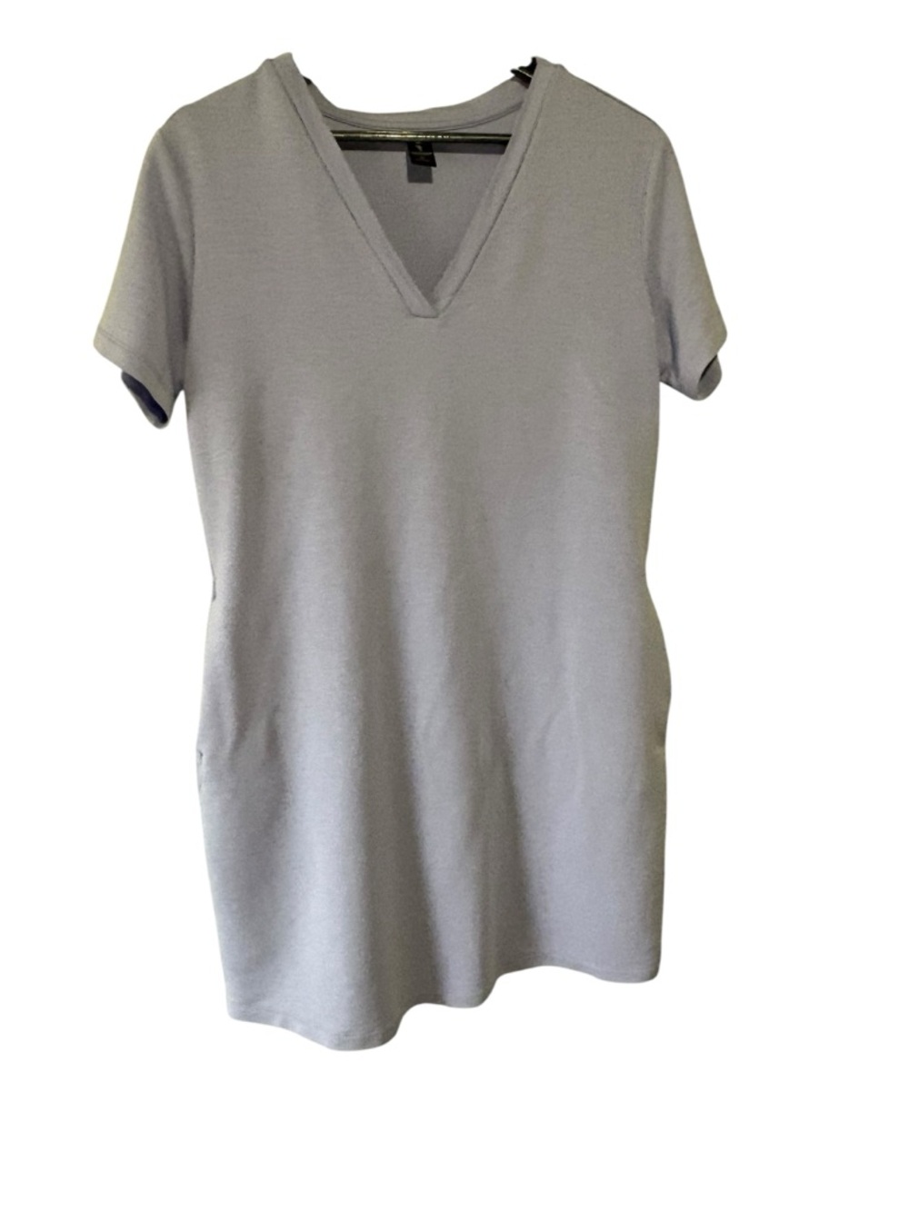 Skechers Light Purple V-Neck Short Sleeve Dress with Pockets. Size M